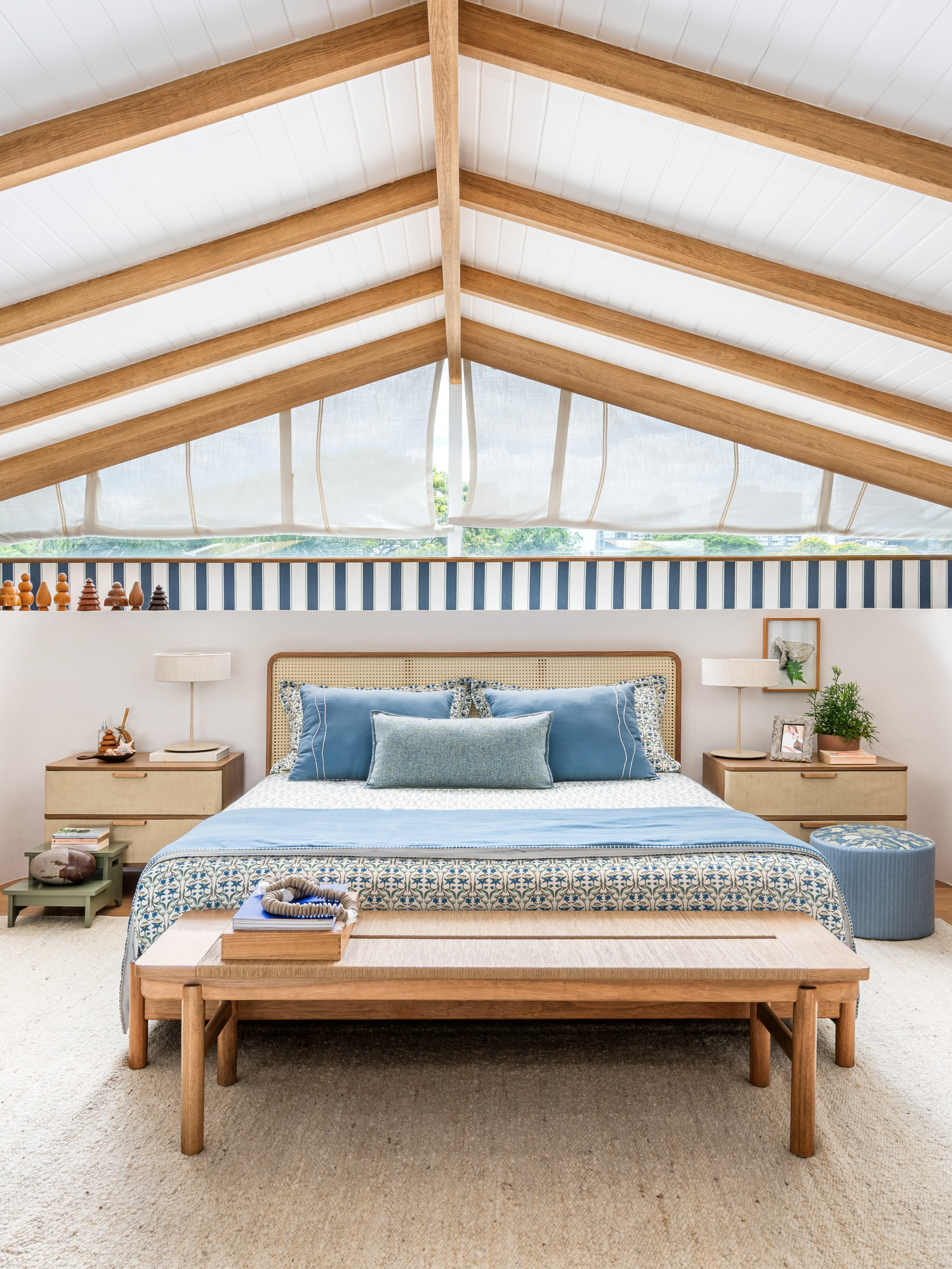 Banqueta Austra_Marina Linhares-2025 BANQUETA AUSTRIA