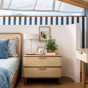 Mesa de cabeceira Áustria